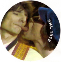 Mick Jagger licking Ronnie Woods lips on Saturday Night Live, 1978