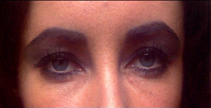 Liz Taylor's eyes to die for