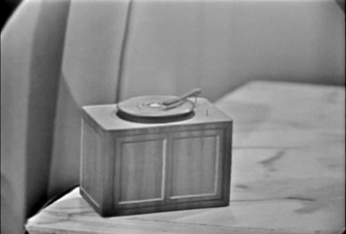 world's tiniest phonograph
