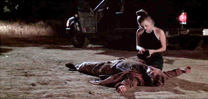 Reese Witherspoon robbing a dead body