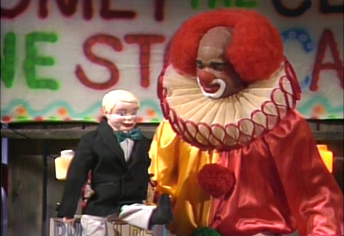 Damon Wayans as Homey the Clown and Mr. Establishment