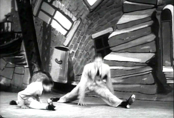 the Nicholas Brothers doing the splits