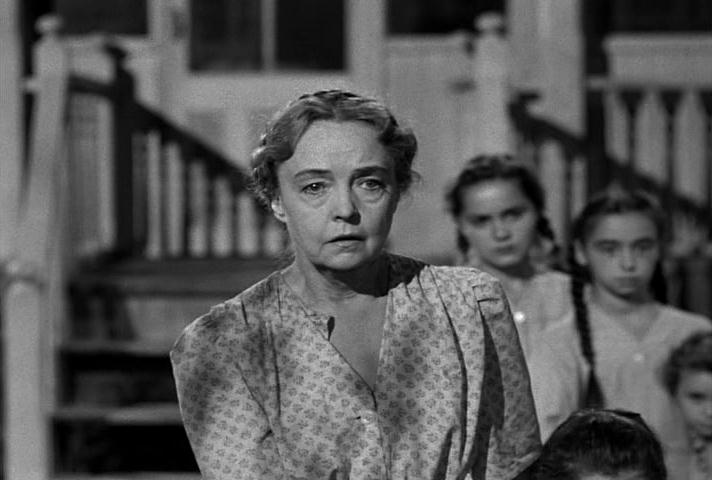 Lillian Gish as Rachel Cooper in Night of the Hunter