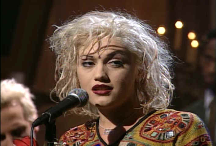 evil looking Gwen Stefani