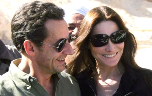 closeup of Nicolas Sarkozy and Carla Bruni