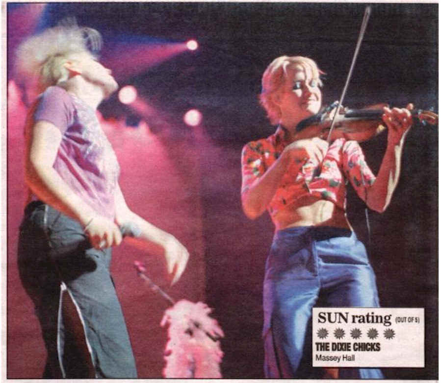 Dixie Chicks on stage