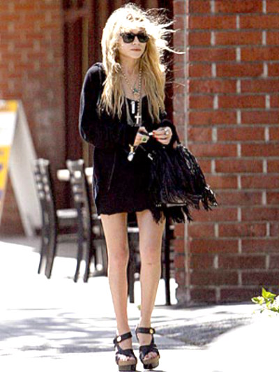 Mary-Kate Olsen's got legs, and she knows how to use them