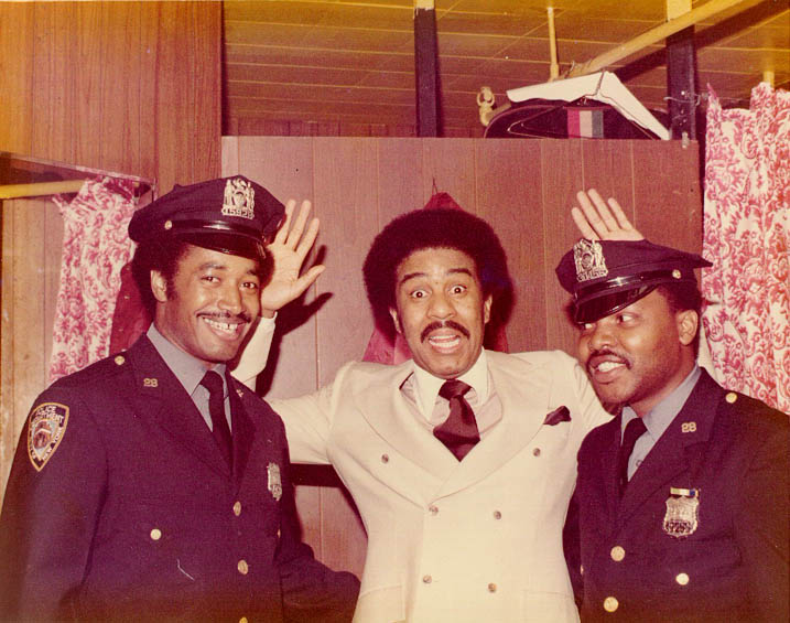 Richard Pryor and a couple of cops