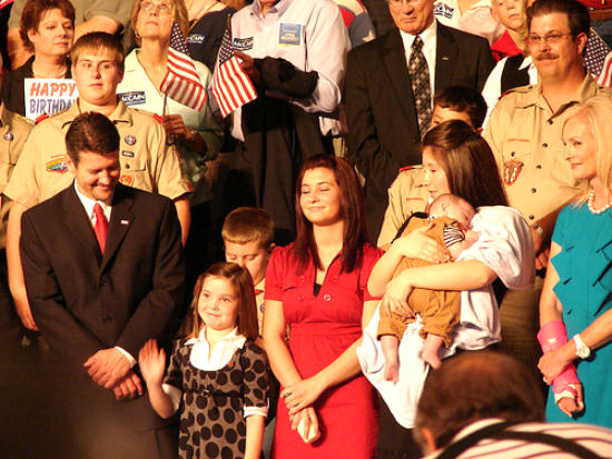 the Palin family watch mom