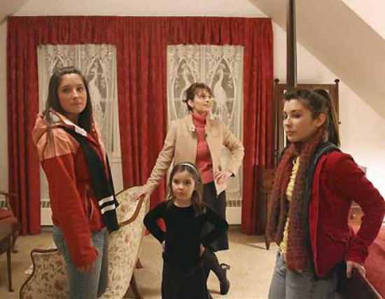 Sarah Palin, Bristol Palin, Piper Palin and Willow Palin in the governor's mansion, December 2006