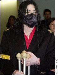 Michael Jackson on crutches
