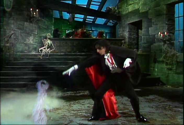 conjuring a ghost with Alice Cooper