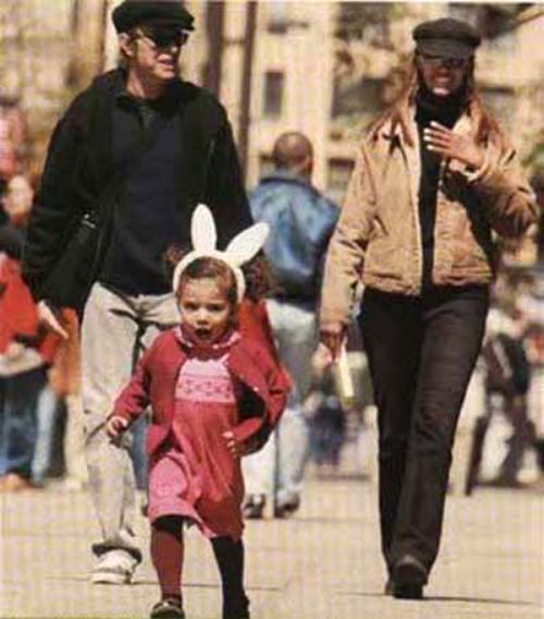 daddy David Bowie with wife and child
