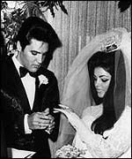 Elvis and Priscilla Presley wedding photo