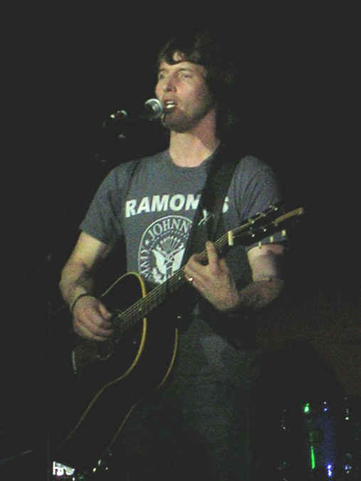 James Blunt in a Ramones t-shirt
