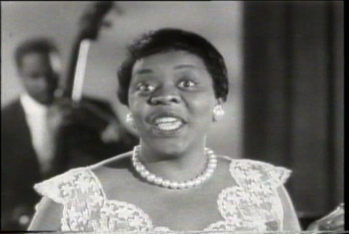 Dinah Washington, what big eyes you have!