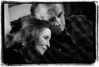 1998 June Carter & Johnny Cash photo
