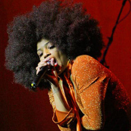Macy Gray and her hair