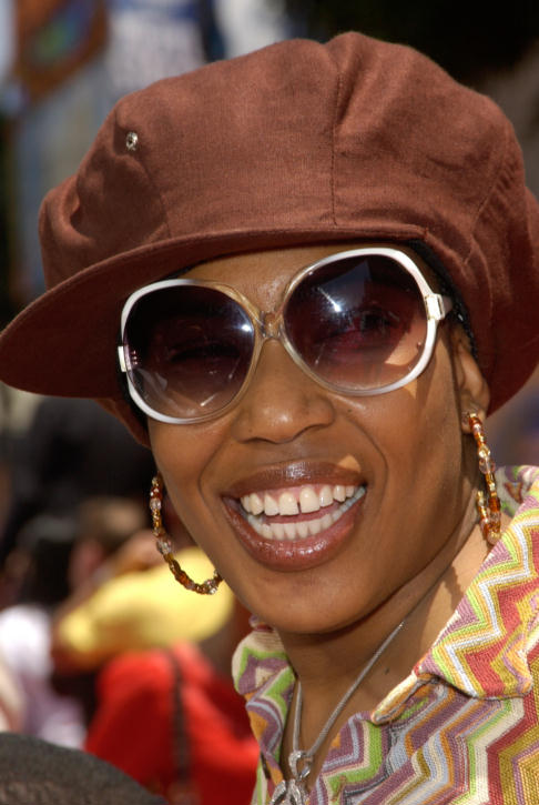 Macy Gray's beautiful smile