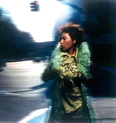Macy Gray in a whirl