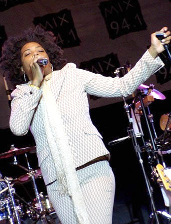 Macy Gray 2003 image