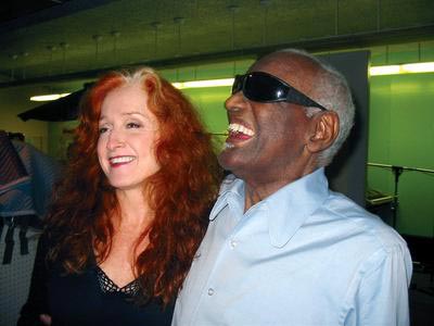 Bonnie Raitt and Ray Charles photo