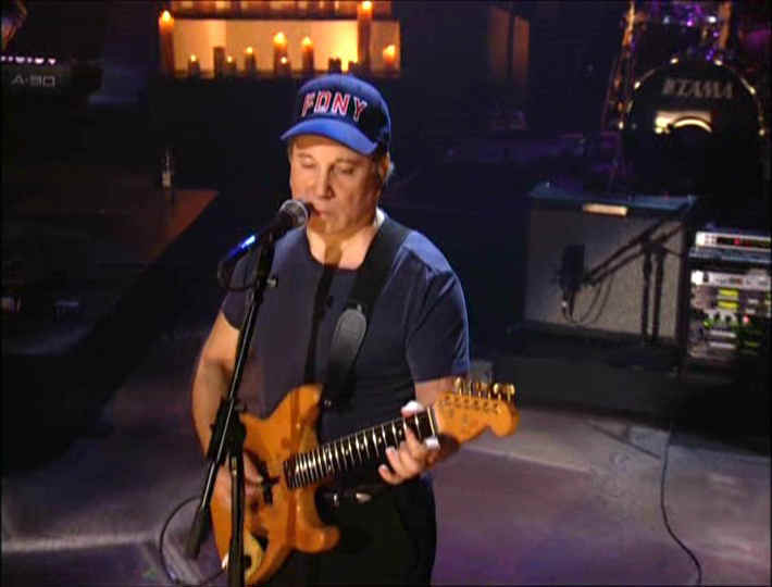 Paul Simon at 9/11 Heroes tribute show