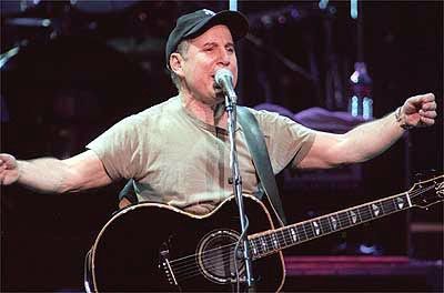 Paul Simon on stage picture