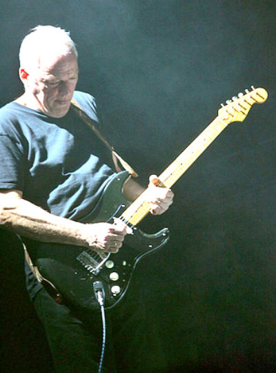 Dave Gilmour getting down