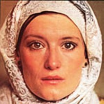 young Linda Thompson in Muslim garb