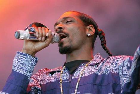 Snoop Dogg on stage