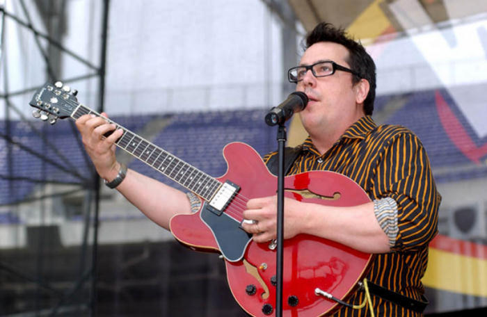 John Flansburgh on stage