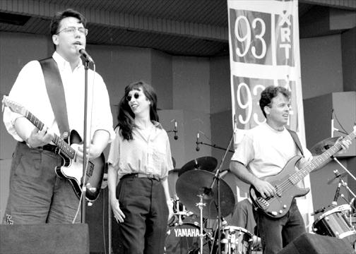 Syd Straw, John Linnell and John Flansburgh