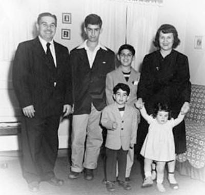 young Frank Zappa with Mom, Dad and siblings