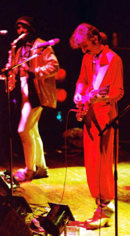 Frank Zappa bathed in red light, Zurich 1976
