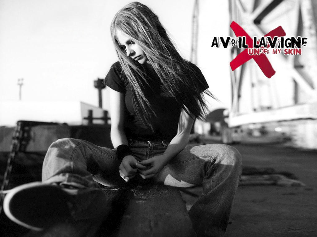 Avril Lavigne black and white tomboy desktop wallpaper