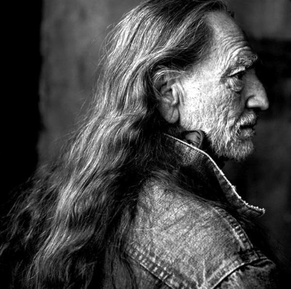 black and white Willie Nelson profile photo